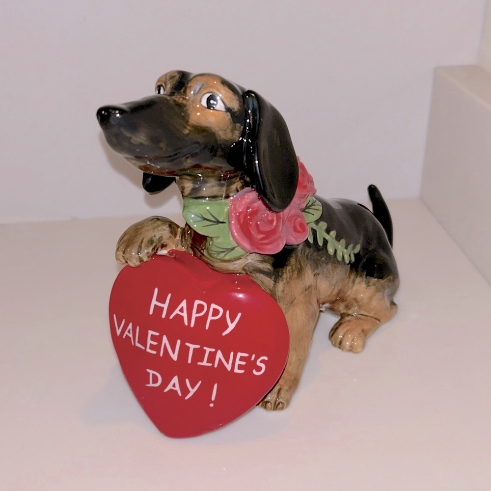 NWT Blue Sky Clayworks Ceramic Happy Valentine’s Day Doxy